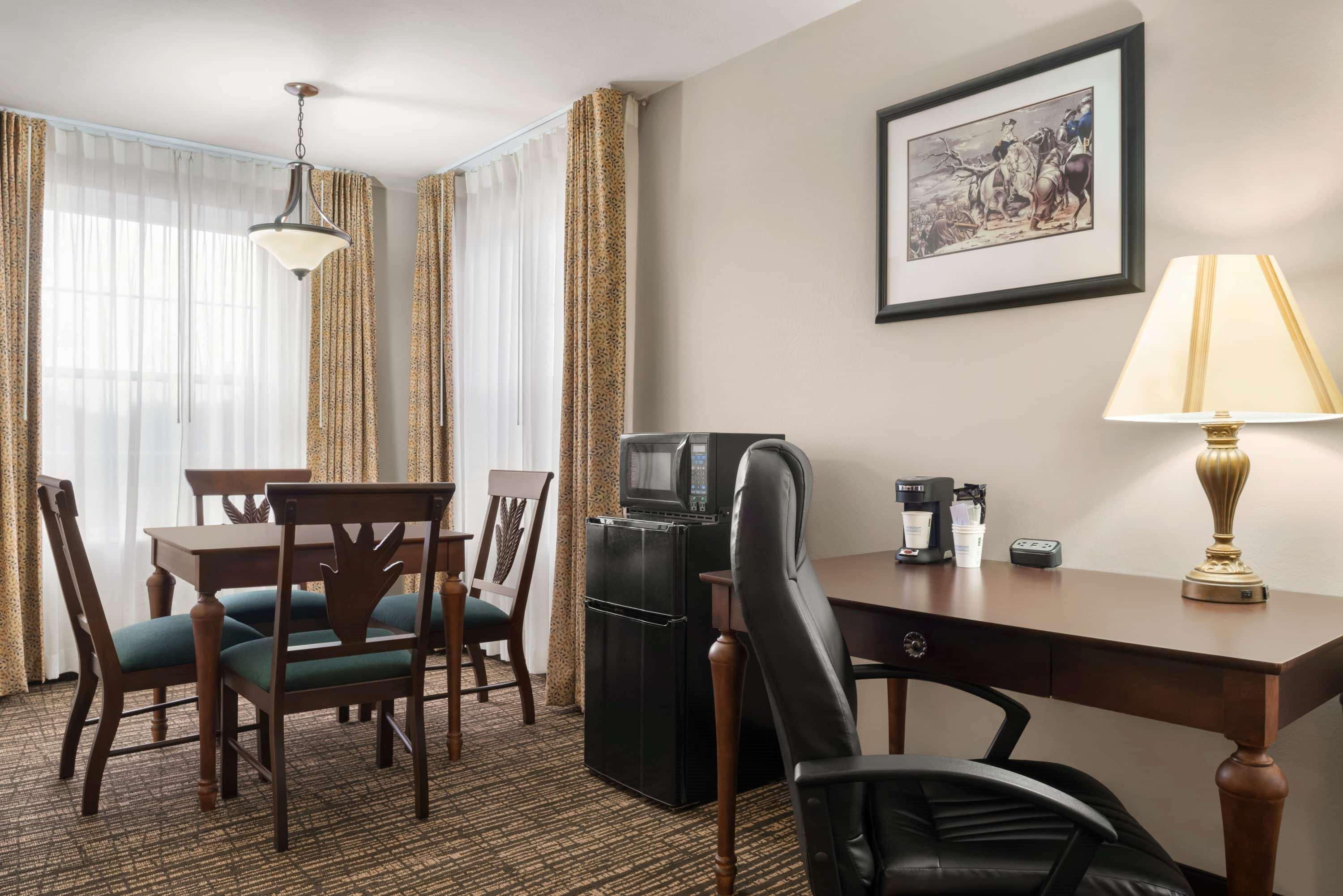 Baymont By Wyndham Washington Hotel Kültér fotó